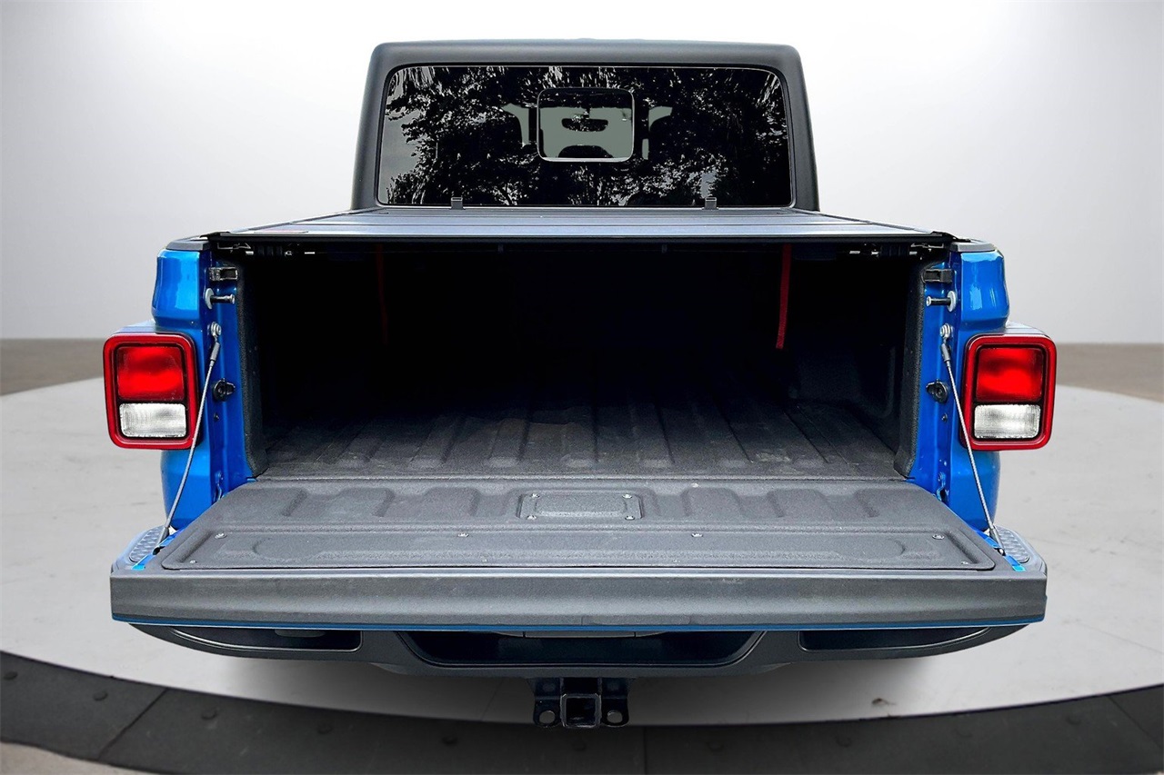 2023 Jeep Gladiator Willys photo 23