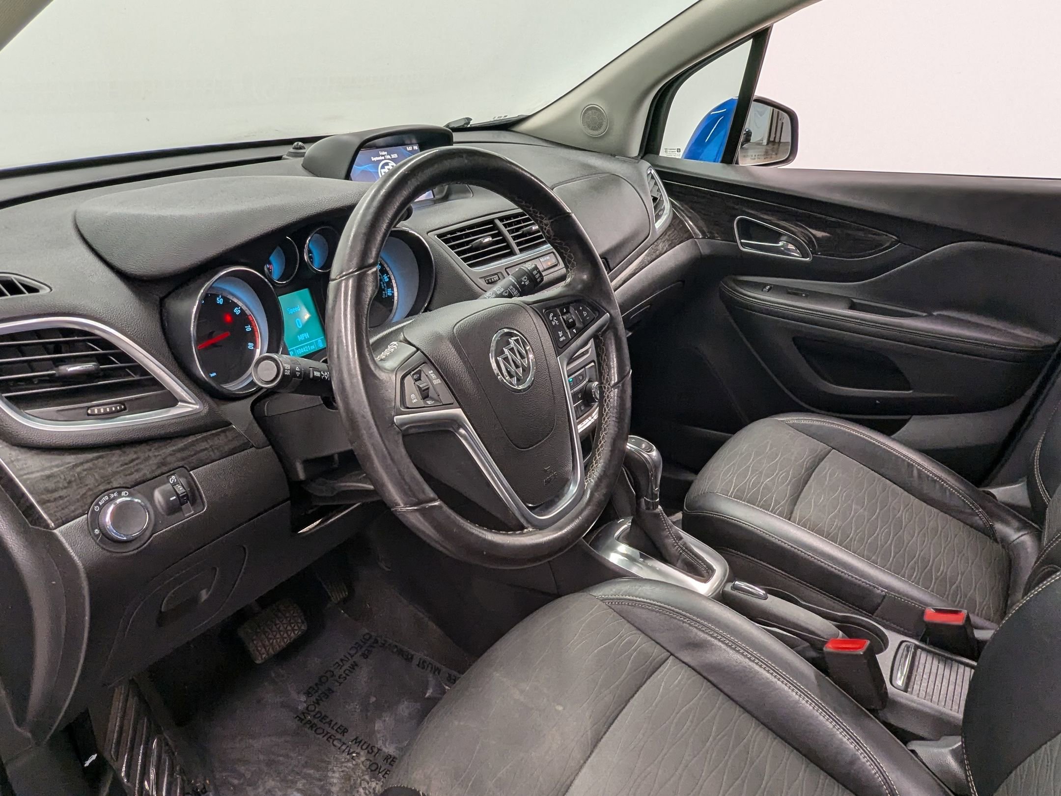 2016 Buick Encore photo 2