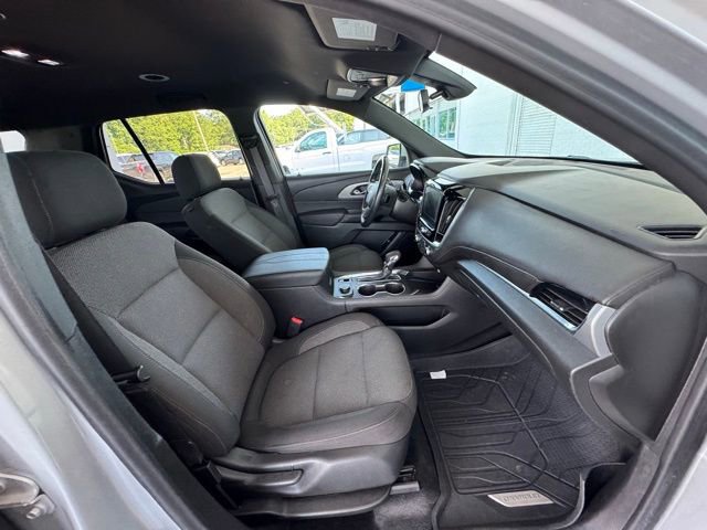 2022 Chevrolet Traverse Cloth photo 13
