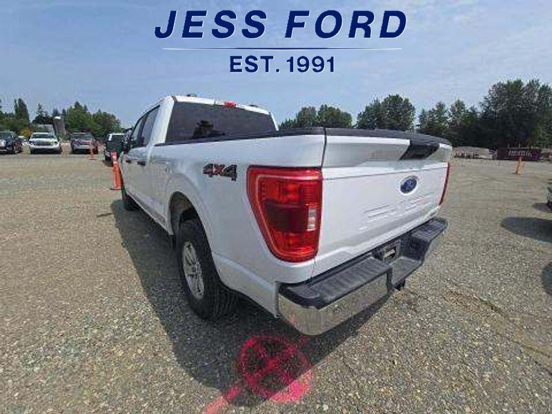 2022 Ford F-150 XLT photo 2