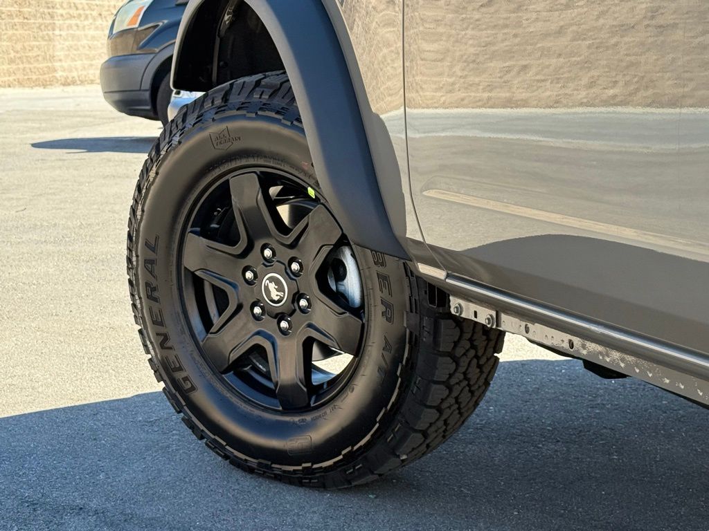 2025 Ford Bronco Big Bend photo 14