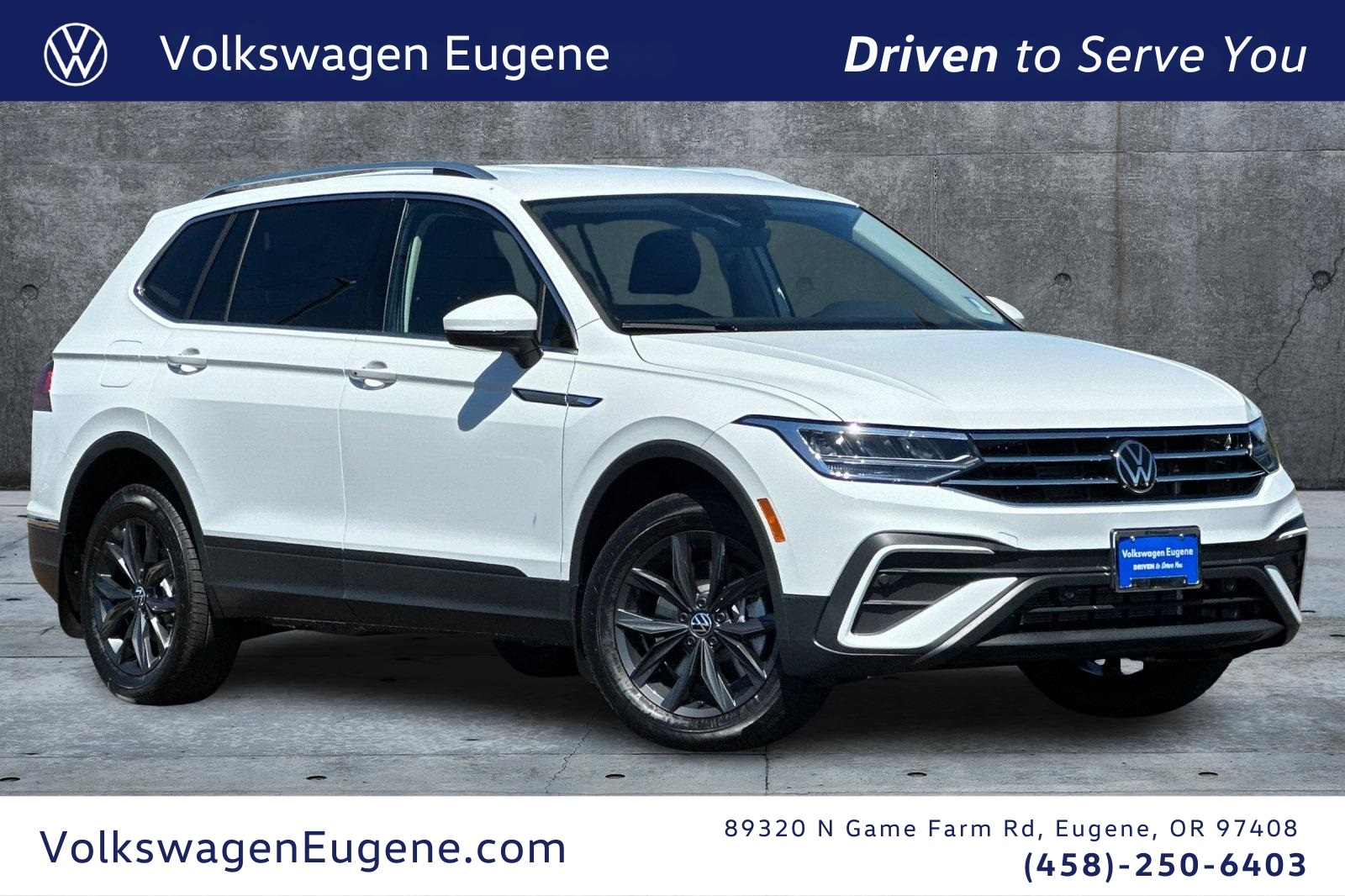 2024 Volkswagen Tiguan SE's photo