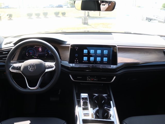 2026 Volkswagen Atlas SE Technology photo 8