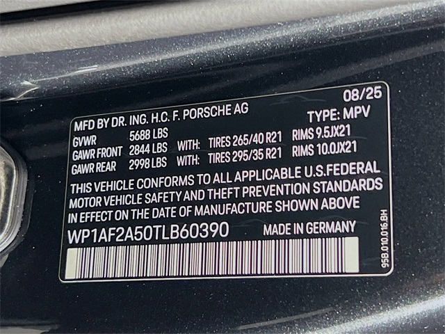 2026 Porsche Macan GTS photo 28