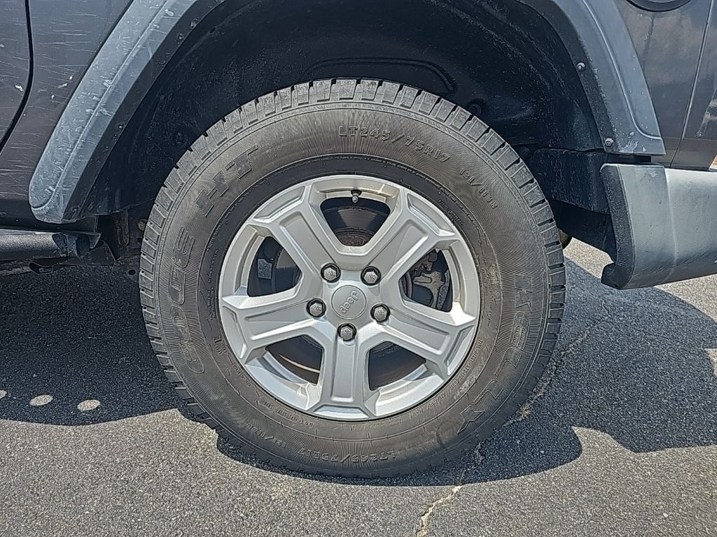 2018 Jeep Wrangler Sport S photo 8