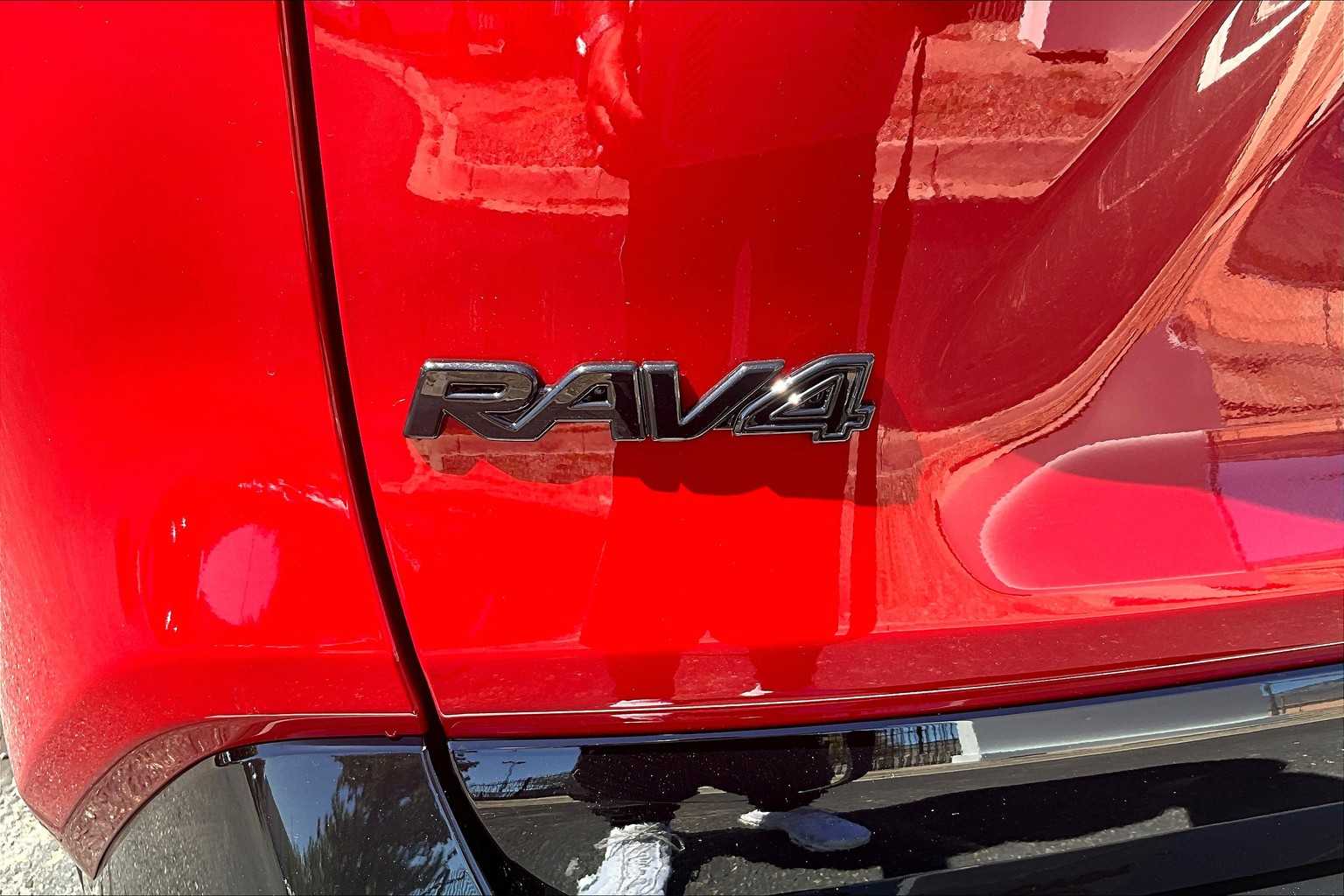 2025 Toyota RAV4 Prime XSE Premium photo 9
