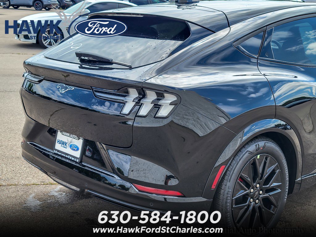 2025 FORD MUSTANG MACH-E - Image 5