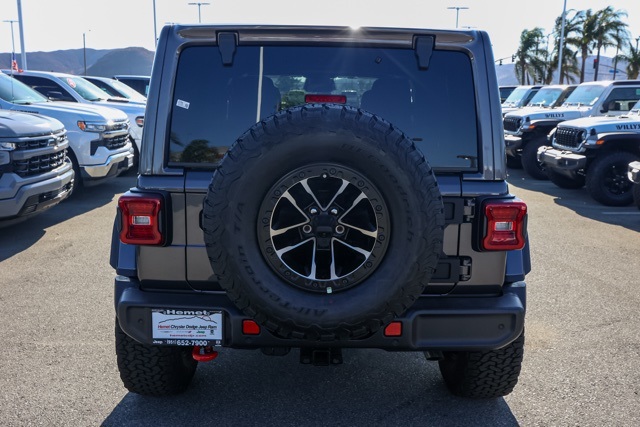 2025 Jeep Wrangler Rubicon photo 4