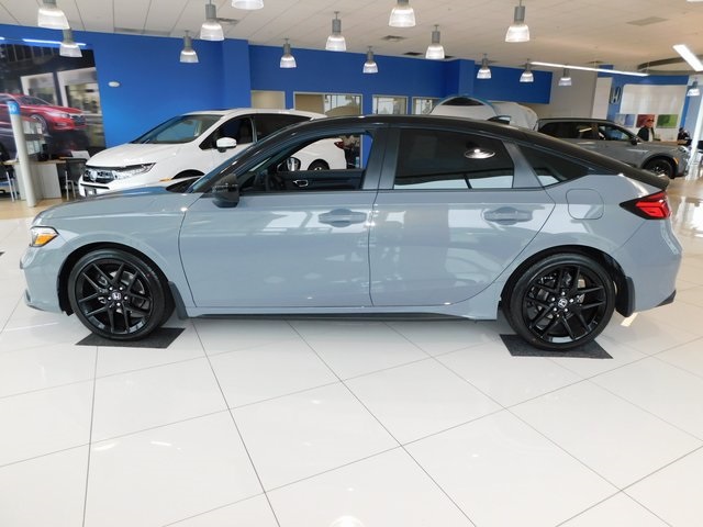 2025 Honda Civic Hatchback Sport photo 4