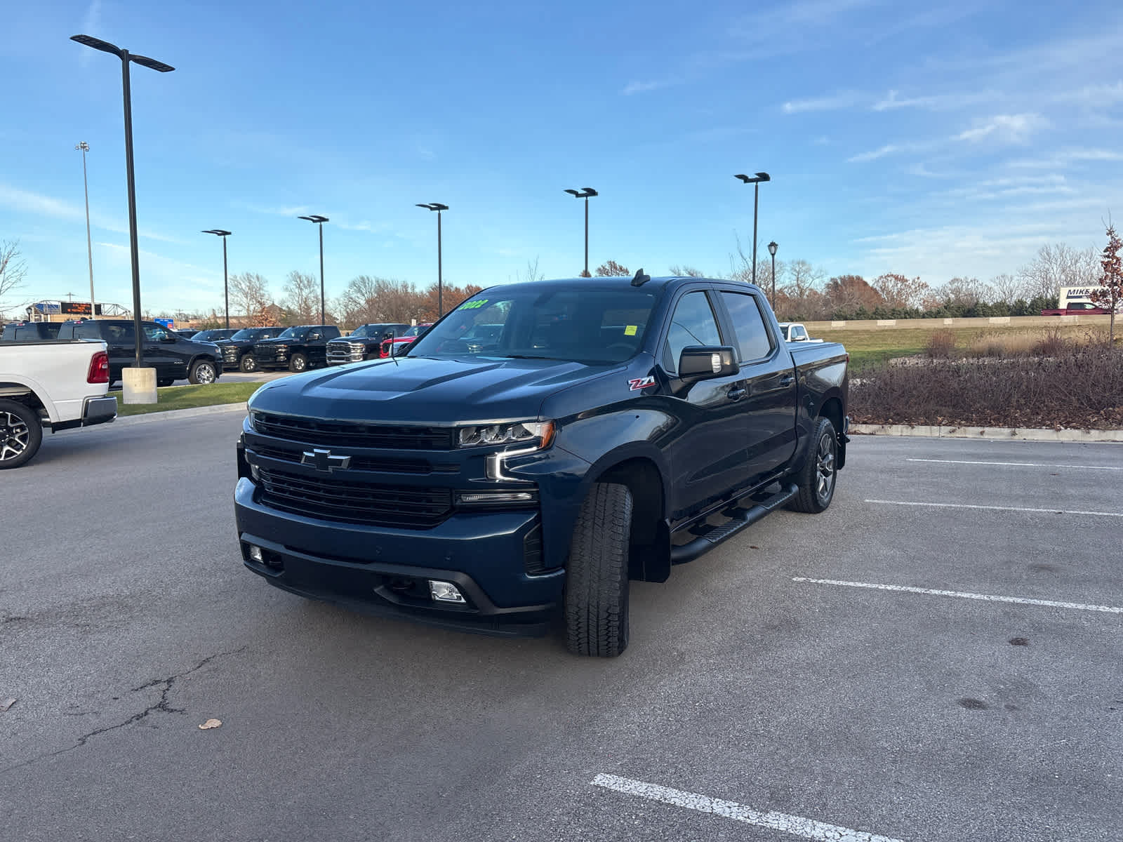 2022 Chevrolet Silverado 1500 RST photo 4