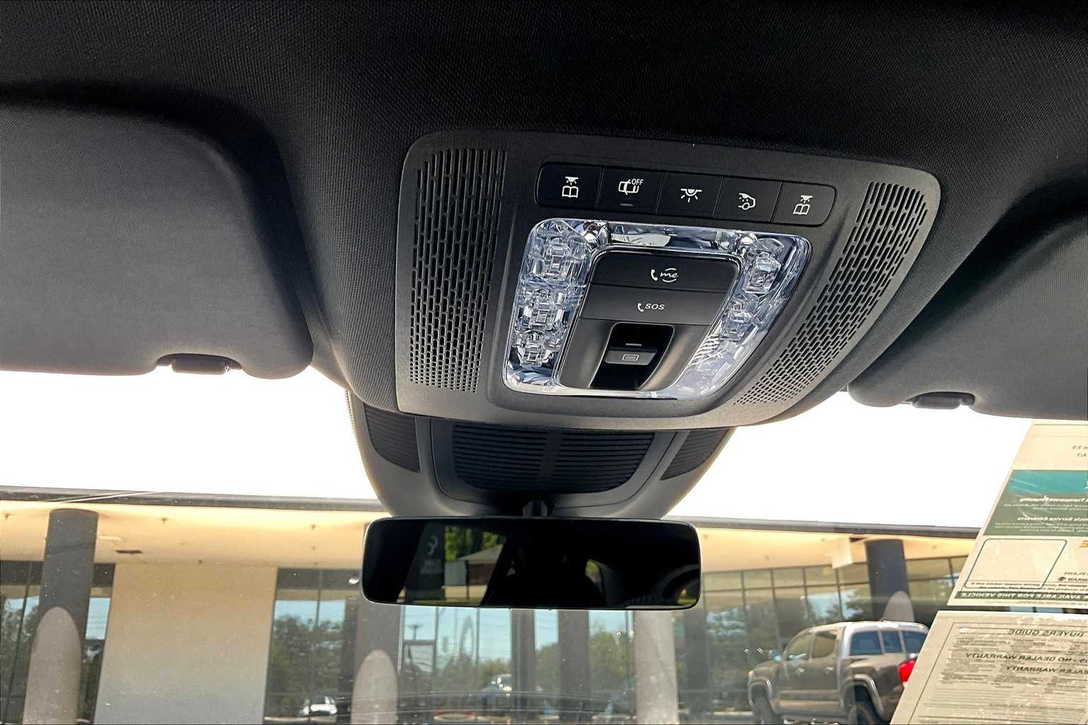 2025 Mercedes Benz GLE 450e 4MATIC photo 29