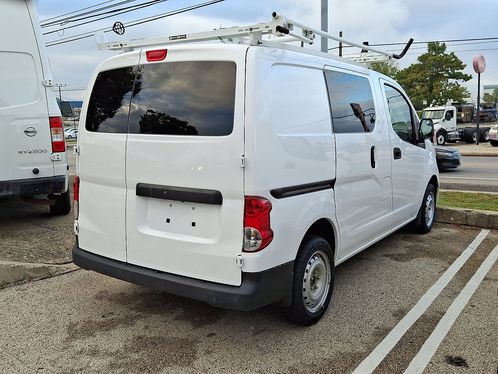 2020 Nissan NV200 S photo 3