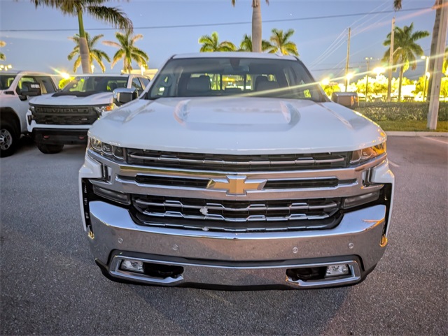 2021 Chevrolet Silverado 1500 LTZ photo 2