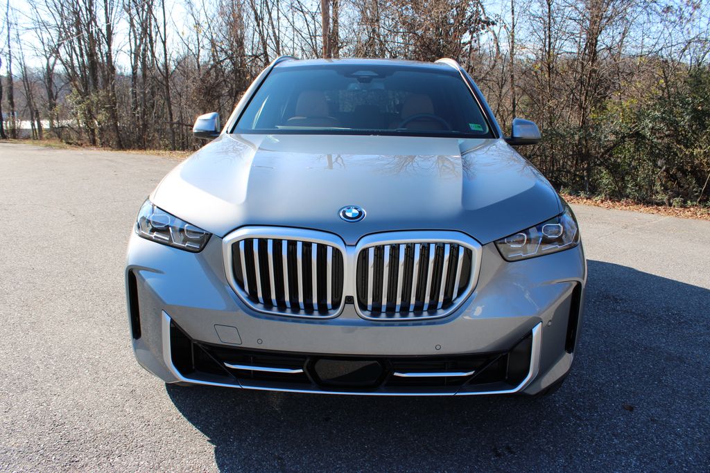 2026 Bmw X5 xDrive50e photo 3