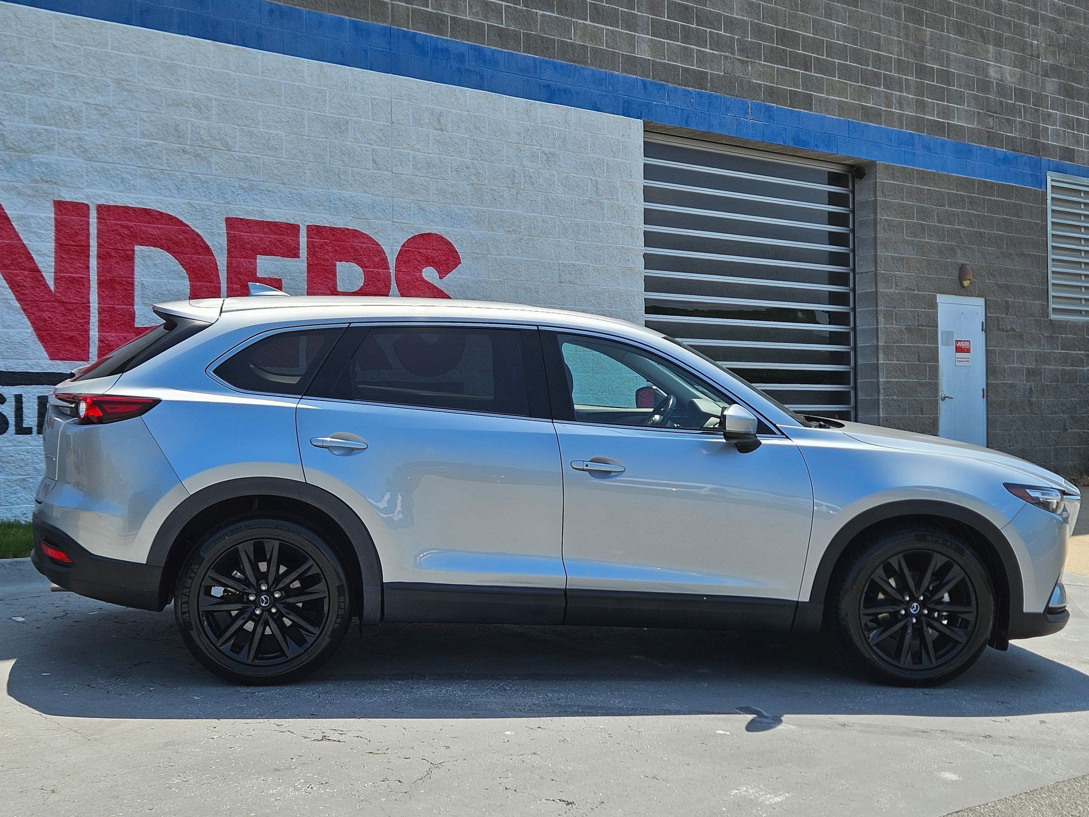 2023 Mazda CX-9 Touring photo 7