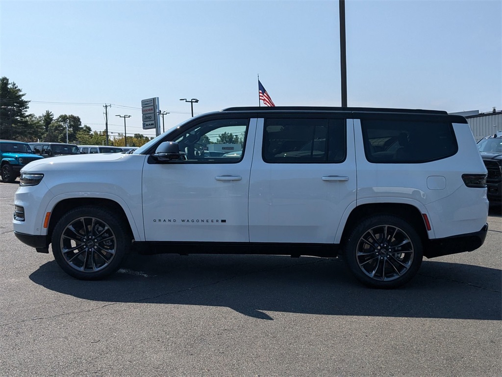 2024 Jeep Grand Wagoneer II photo 6