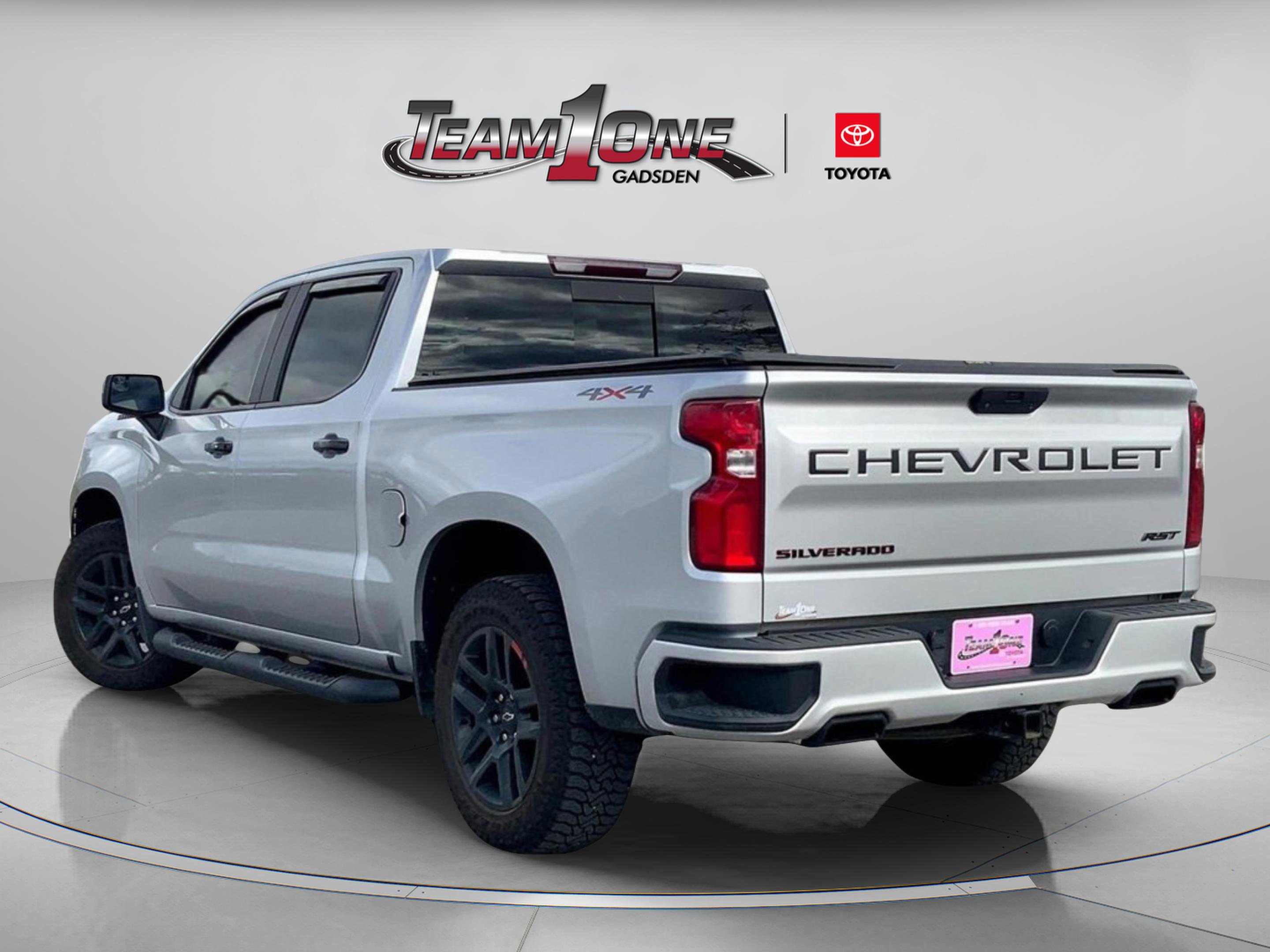 2021 Chevrolet Silverado 1500 RST photo 4
