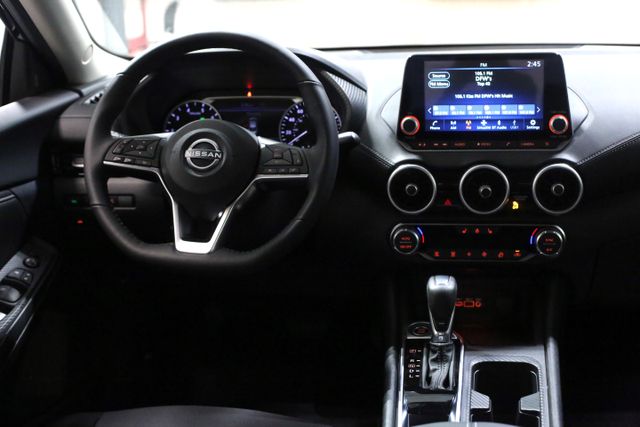 2025 Nissan Sentra SV photo 14
