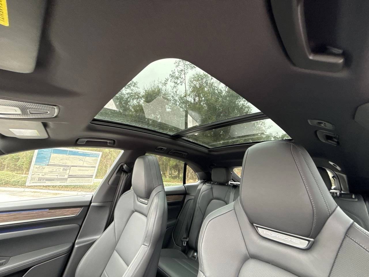 2024 Porsche Macan 4 Electric photo 26