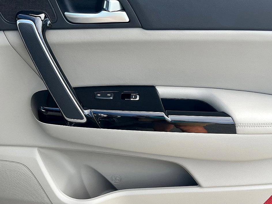2022 Kia Sportage Nightfall Edition photo 22