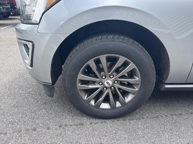 2020 Ford Expedition Limited photo 9