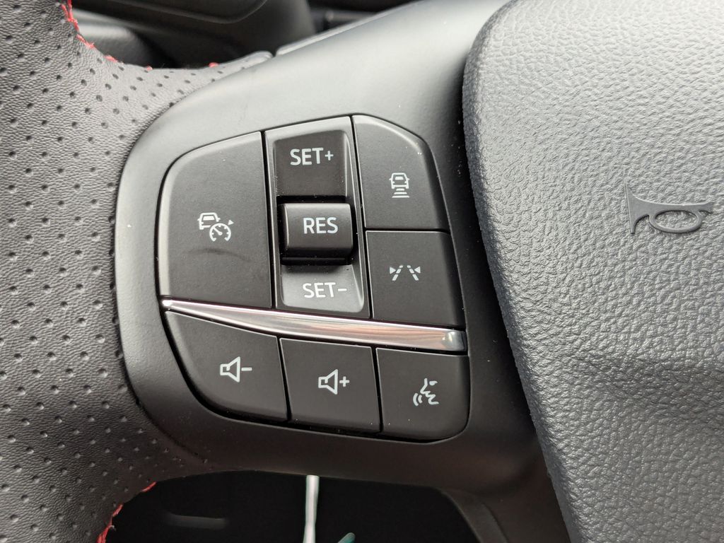 2025 Ford Escape Hybrid ST-Line photo 26