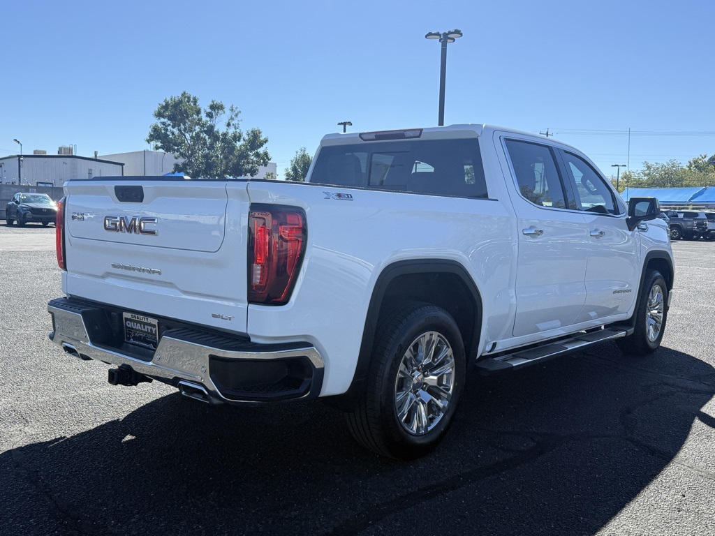 2022 Gmc Sierra SLT photo 5
