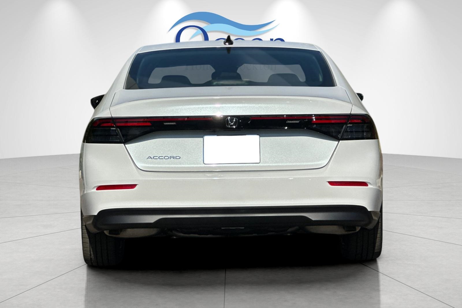 2025 Honda Accord SE photo 2