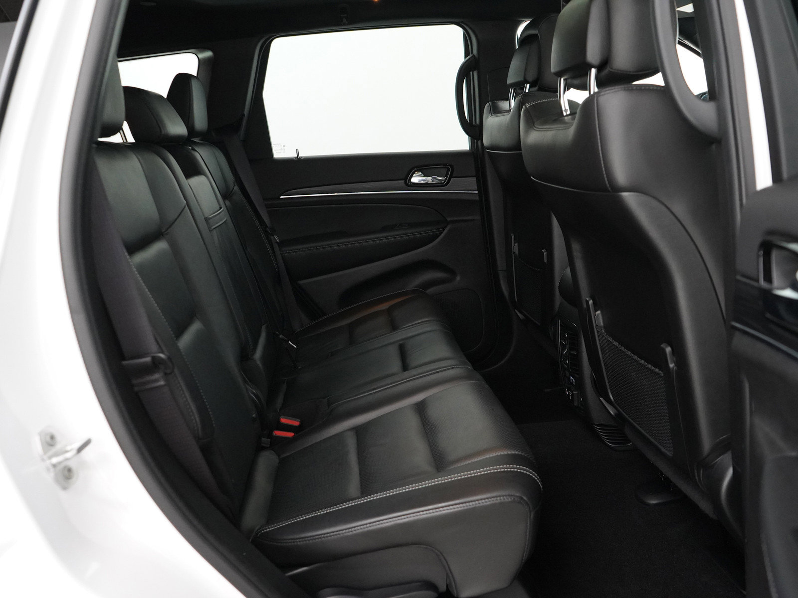 2021 Jeep Grand Cherokee Anniversary Edition photo 10