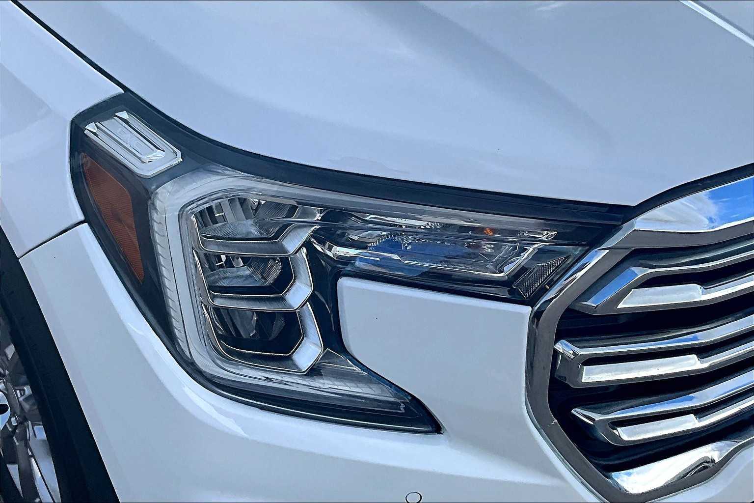2022 Gmc Terrain SLT photo 26