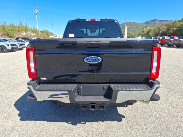 2026 Ford F-250 photo 4