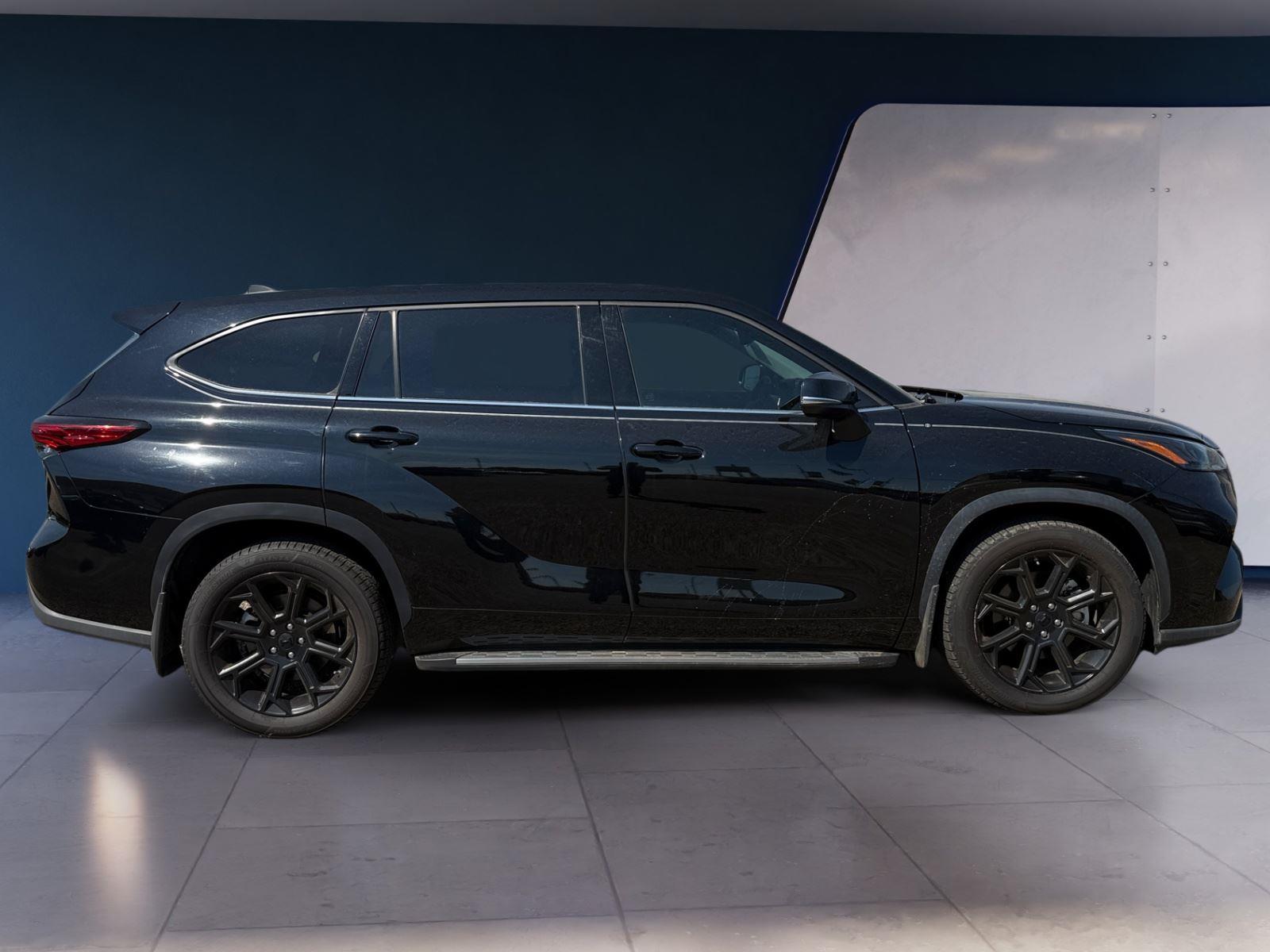 2022 Toyota Highlander L photo 6