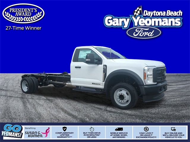 2026 Ford F-550 Super Duty Chassis Cab XL's photo