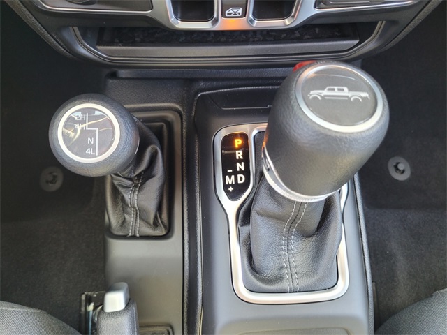 2025 Jeep Gladiator Sport photo 24