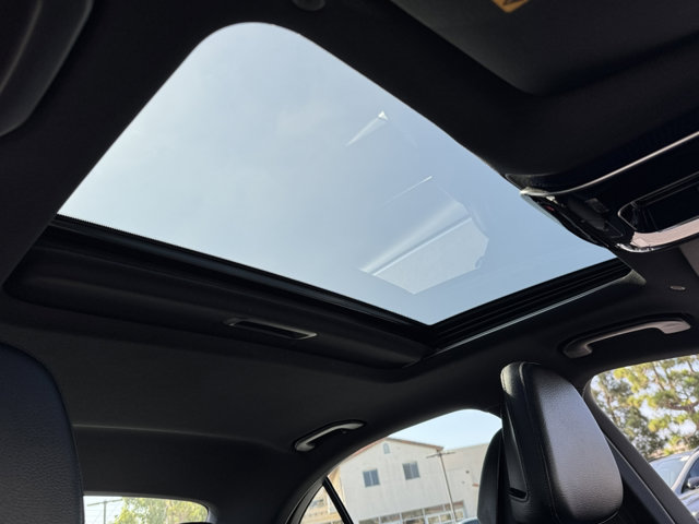 2025 Mercedes Benz C 300 photo 3