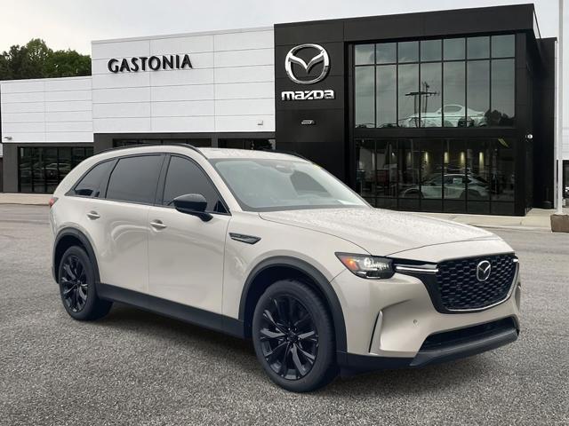 2026 Mazda CX-90 Premium Package's photo