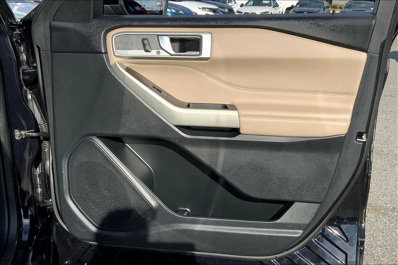 2021 Ford Explorer Limited photo 22