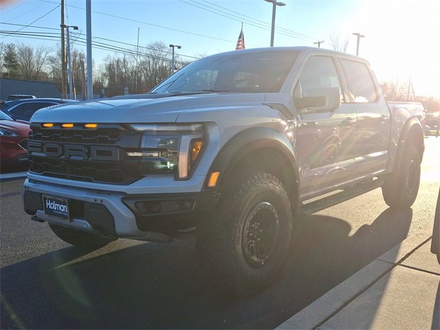 2025 Ford F-150 Raptor photo 3