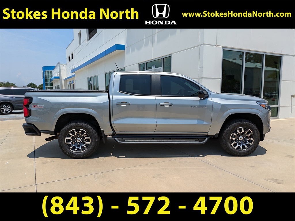 2023 Chevrolet Colorado Z71 photo 3