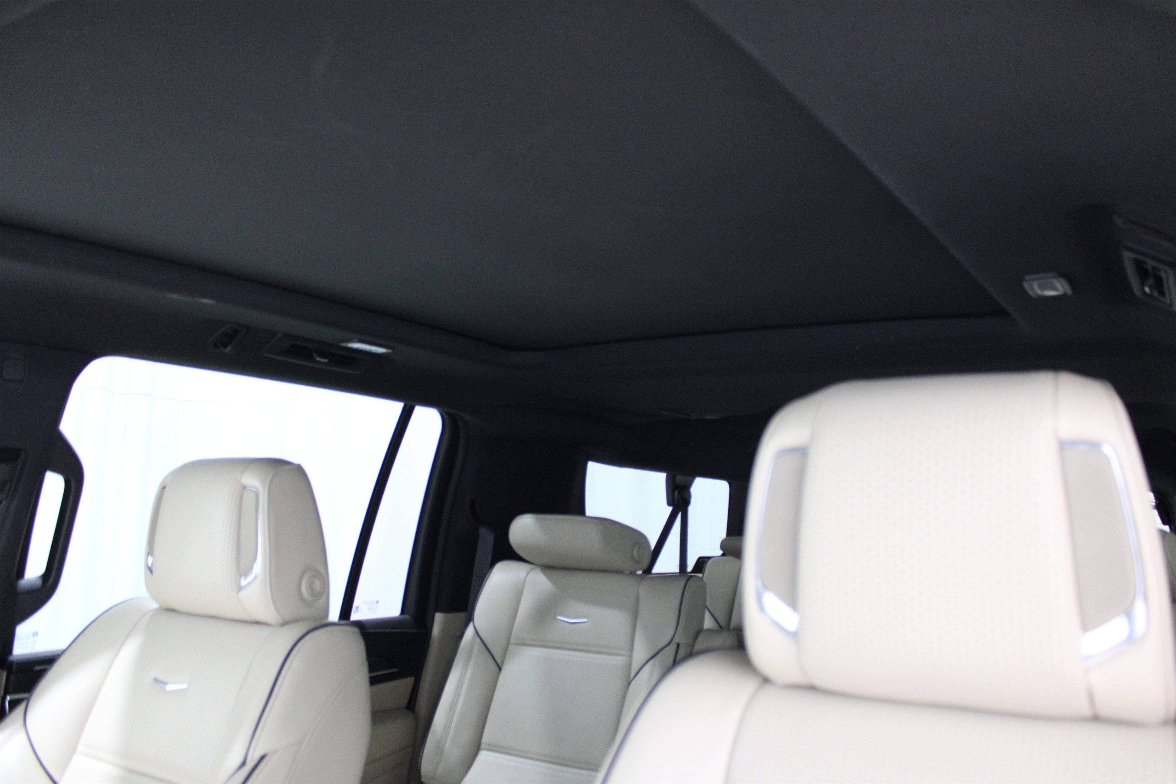 2023 Cadillac Escalade ESV Premium Luxury photo 25