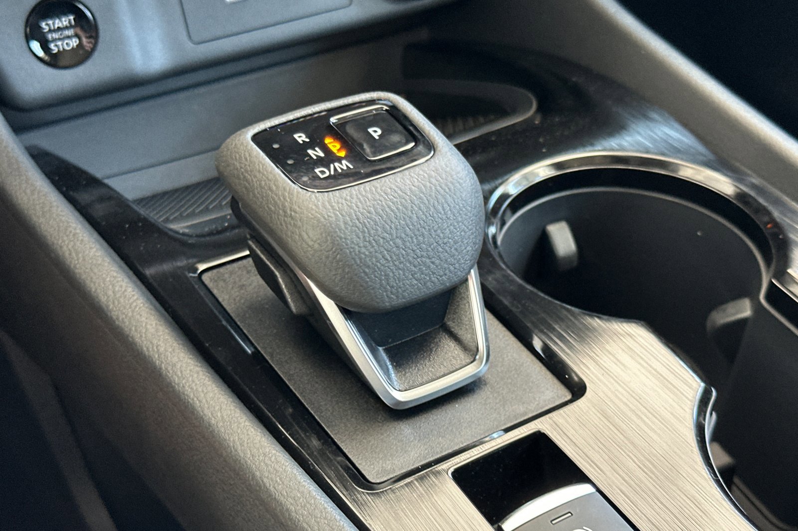 2026 Nissan Rogue SV photo 20