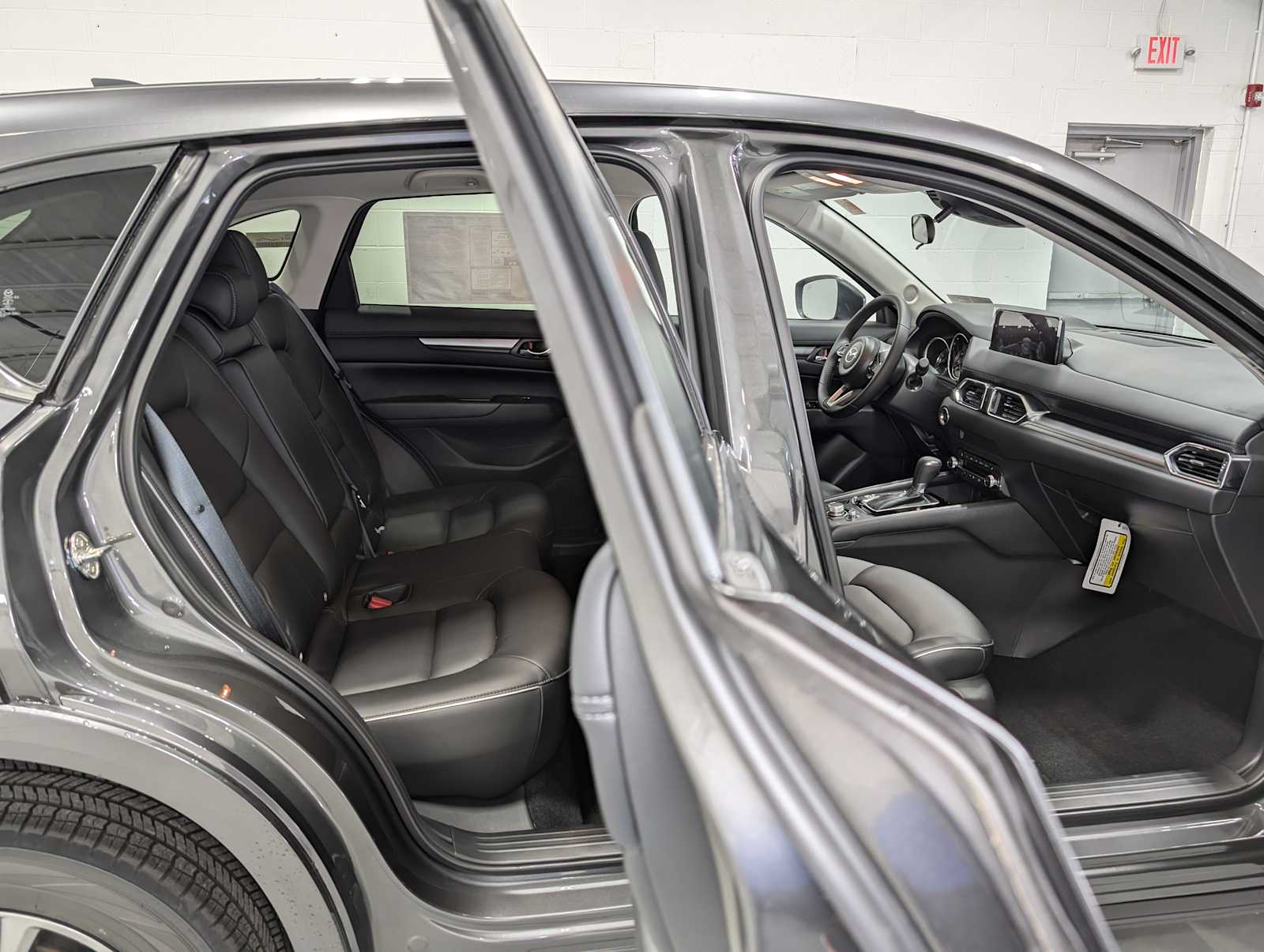 2025 Mazda CX-5 2.5 Select photo 7