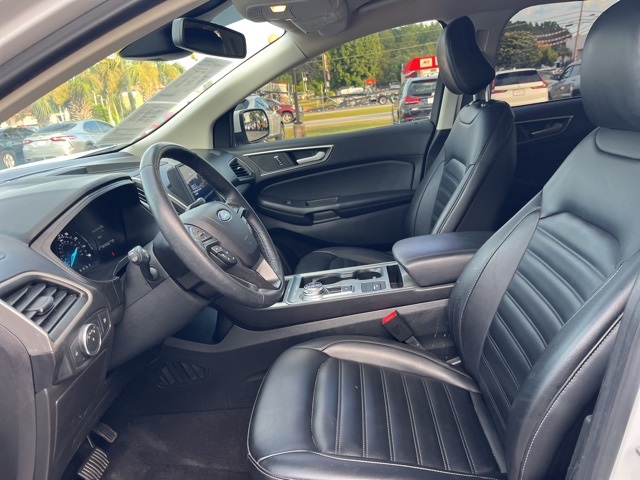2022 Ford Edge SEL photo 6
