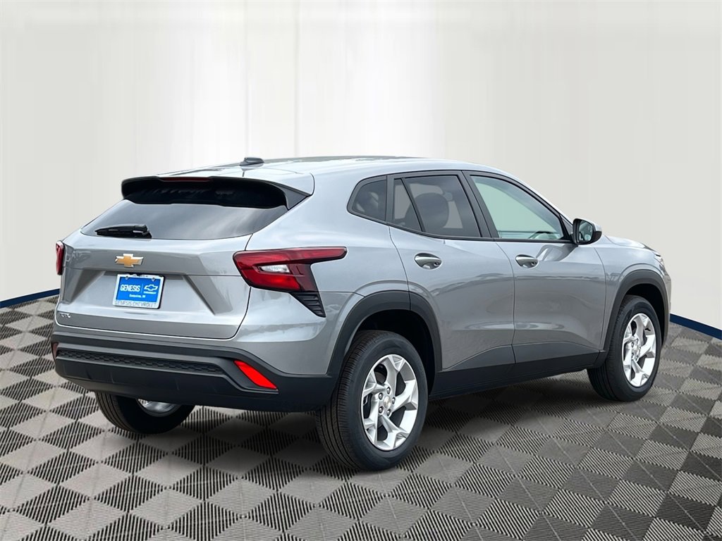 2026 Chevrolet Trax LS photo 5