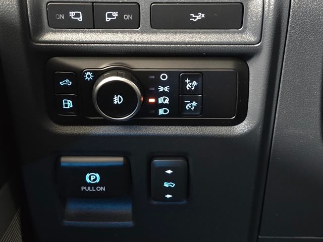 2023 Ford F-150 Lariat photo 24