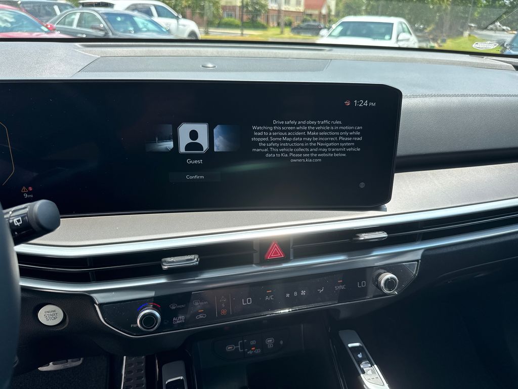 2025 Kia Sorento SX photo 28