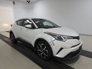 2018 Toyota C-HR XLE Premium's photo