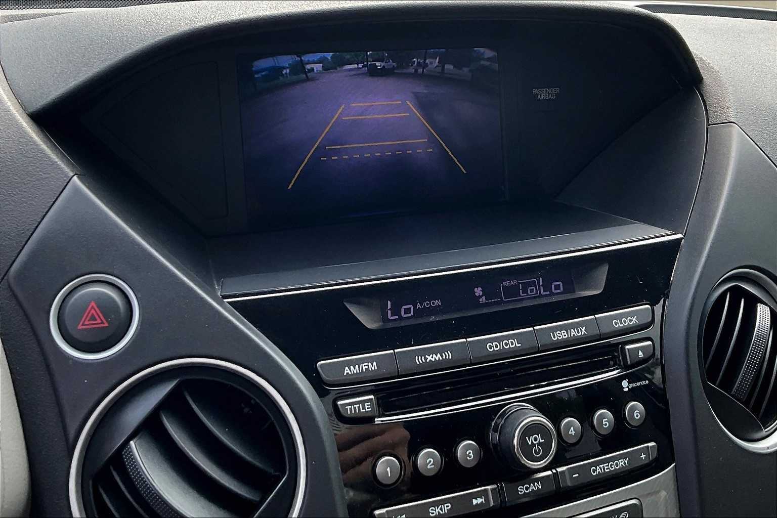2014 Honda Pilot EX-L photo 24