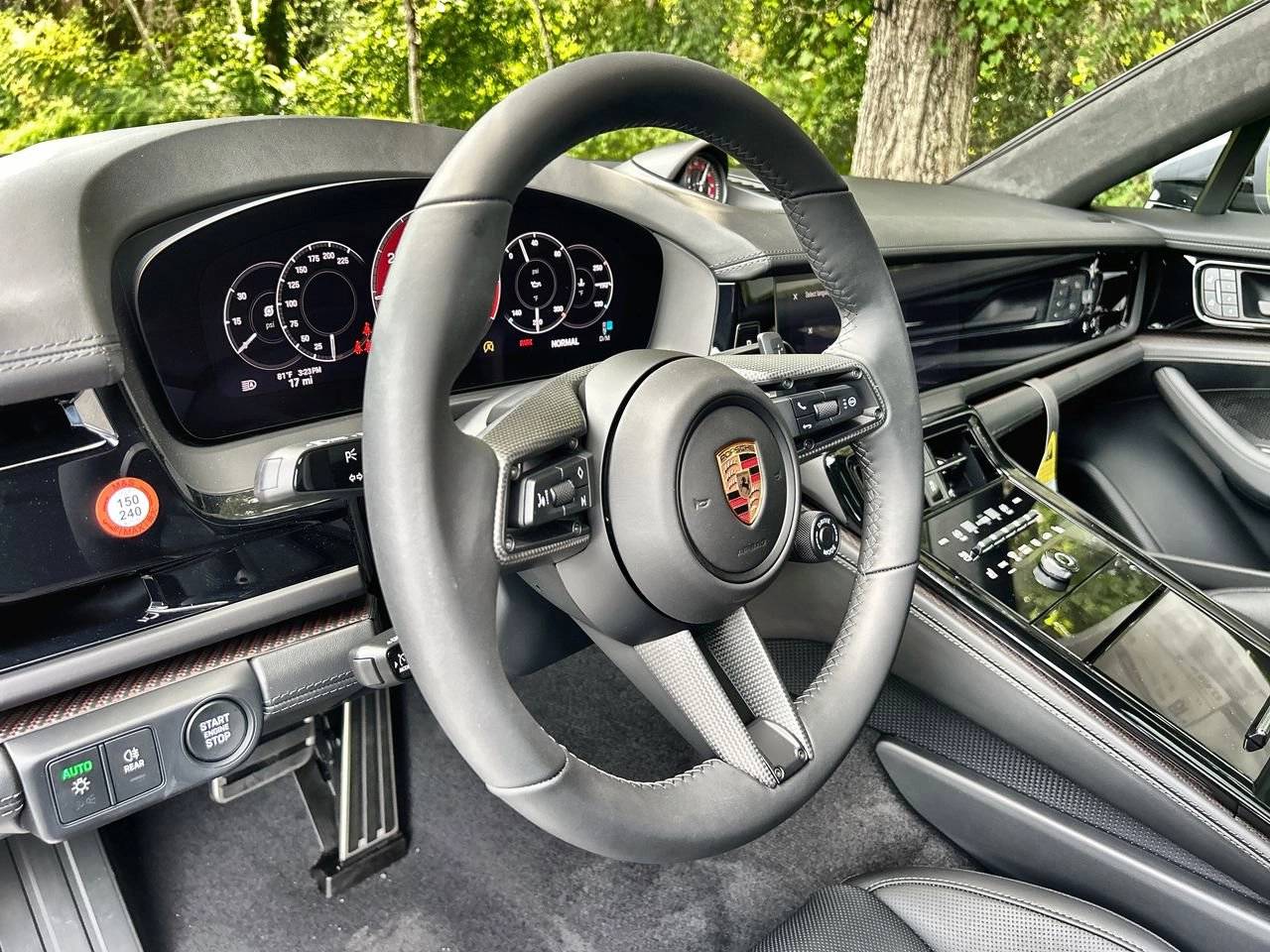 2026 Porsche Panamera GTS photo 18