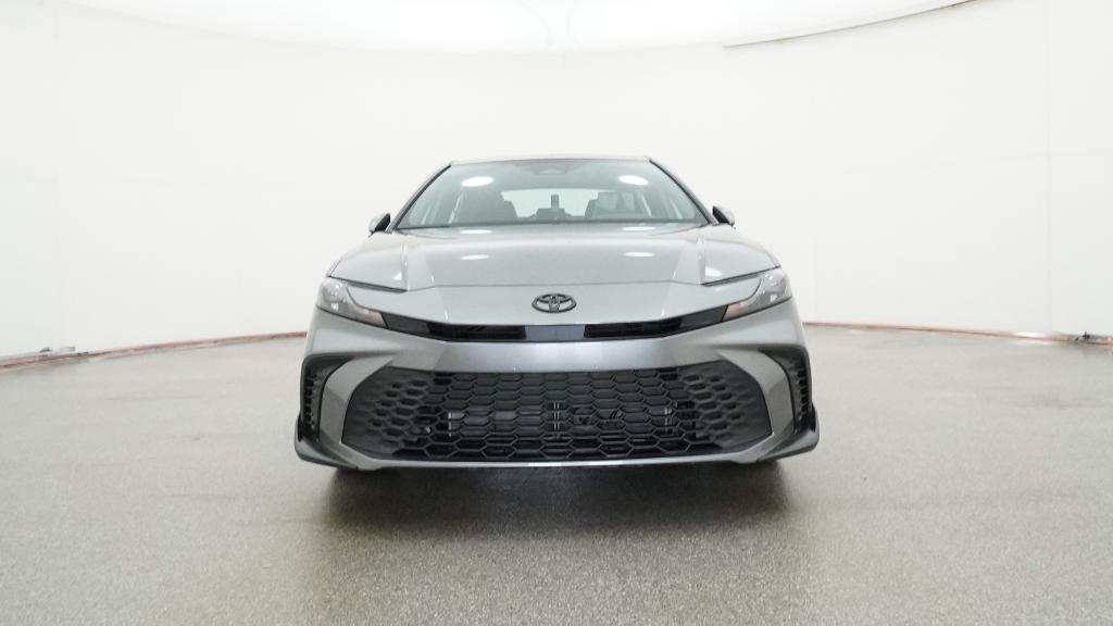 2026 Toyota Camry SE photo 3